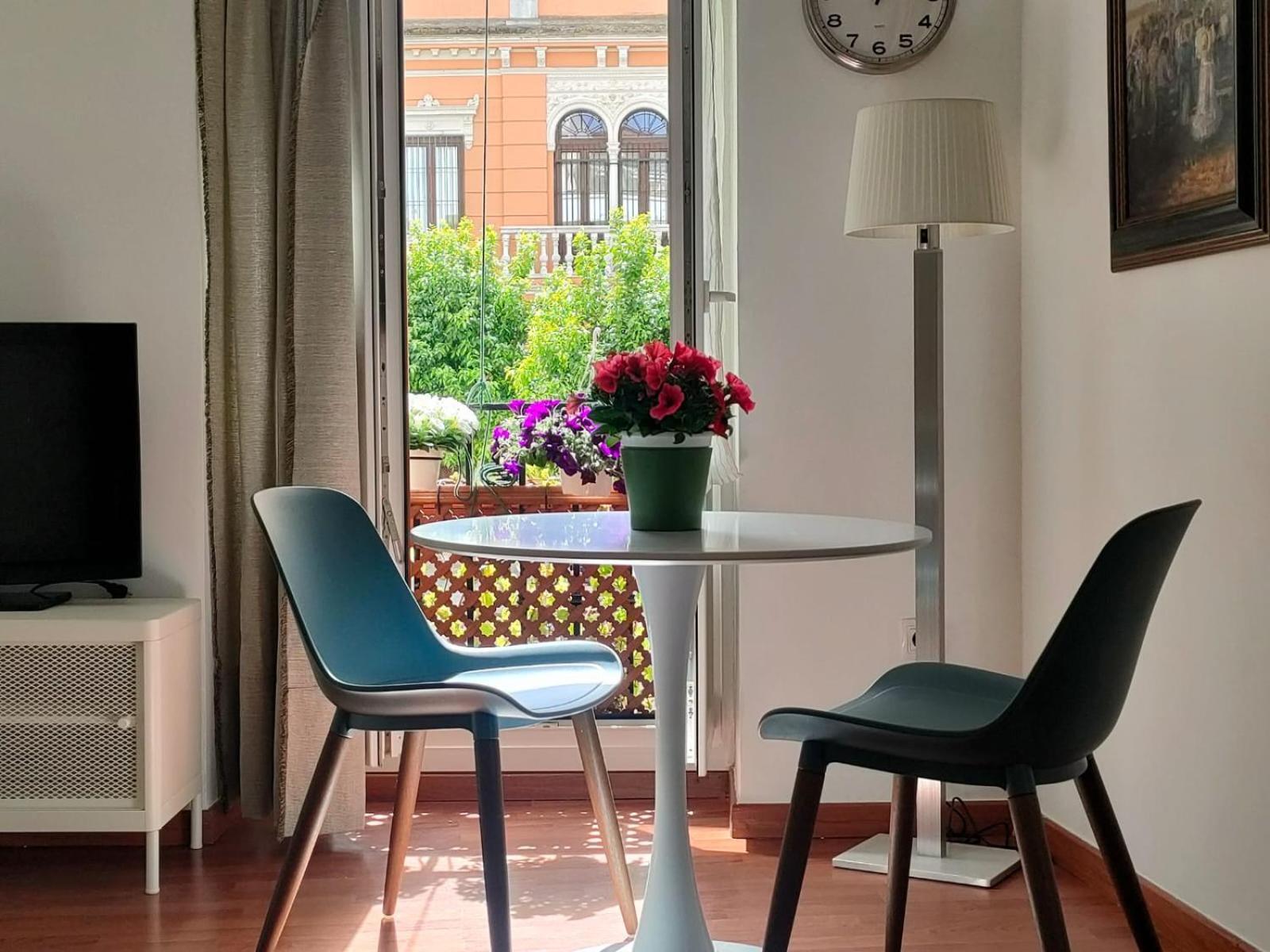 Alameda 1 Dormitorio Севилья Экстерьер фото