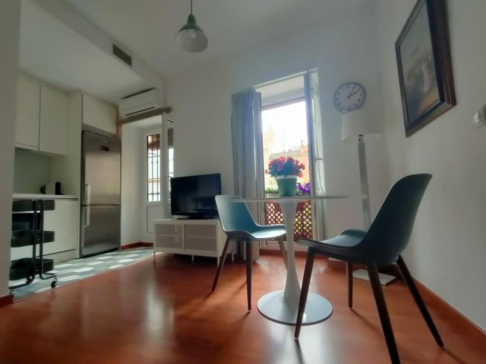 Alameda 1 Dormitorio Севилья Экстерьер фото
